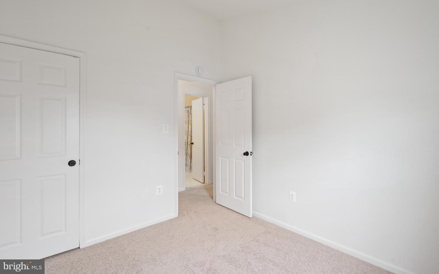 4020 GREGG CT, FAIRFAX, Virginia 22033, 4 Bedrooms Bedrooms, 13 Rooms Rooms,3 BathroomsBathrooms,Residential,For sale,4020 GREGG CT,VAFX2290272 MLS # VAFX2290272