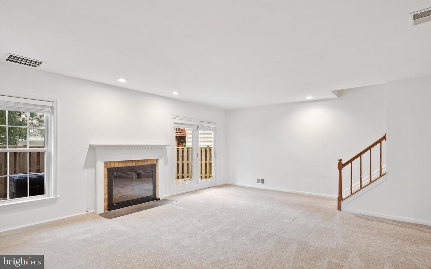 4020 GREGG CT, FAIRFAX, Virginia 22033, 4 Bedrooms Bedrooms, 13 Rooms Rooms,3 BathroomsBathrooms,Residential,For sale,4020 GREGG CT,VAFX2290272 MLS # VAFX2290272