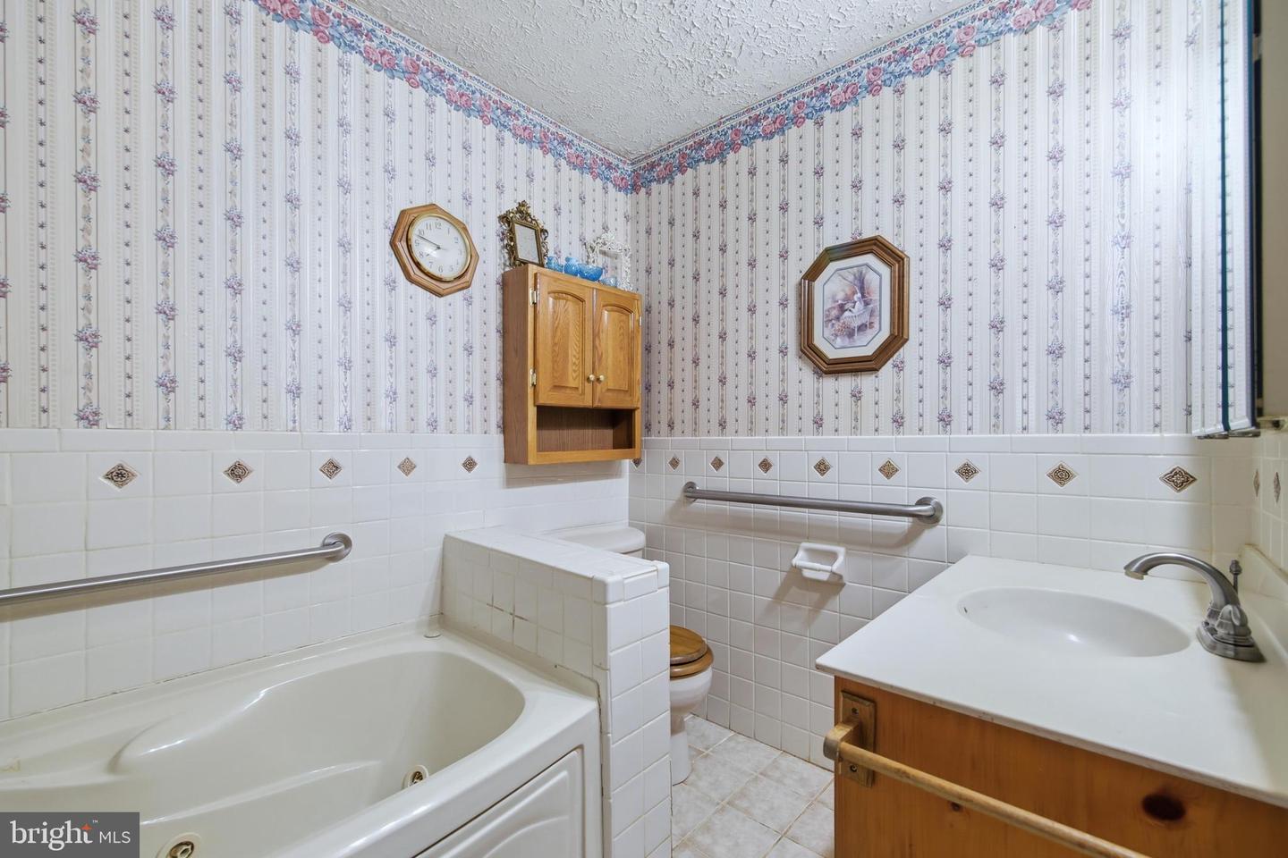 455 WOODSIDE DR, RILEYVILLE, Virginia 22650, 4 Bedrooms Bedrooms, ,3 BathroomsBathrooms,Residential,For sale,455 WOODSIDE DR,VAPA2006036 MLS # VAPA2006036