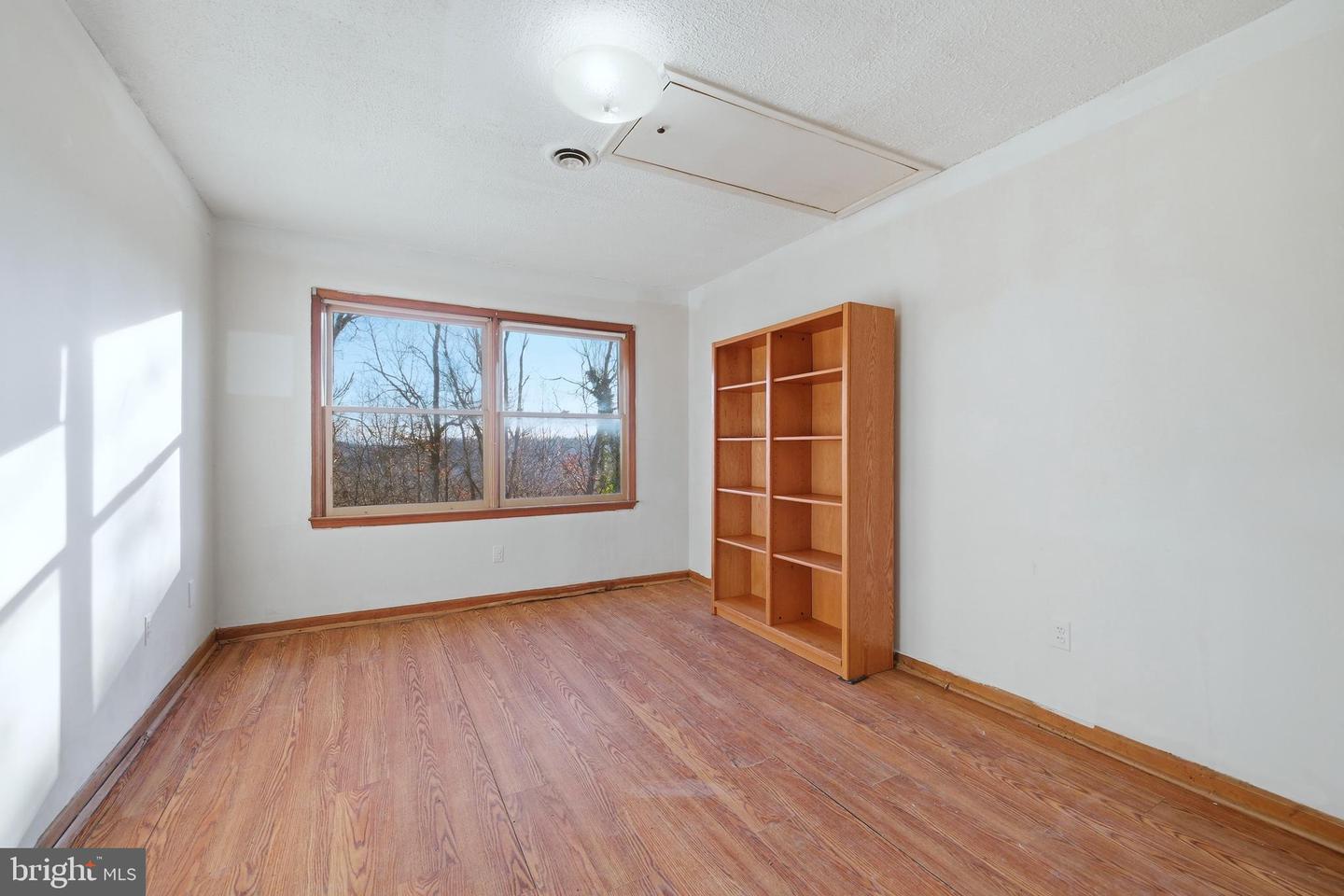 455 WOODSIDE DR, RILEYVILLE, Virginia 22650, 4 Bedrooms Bedrooms, ,3 BathroomsBathrooms,Residential,For sale,455 WOODSIDE DR,VAPA2006036 MLS # VAPA2006036