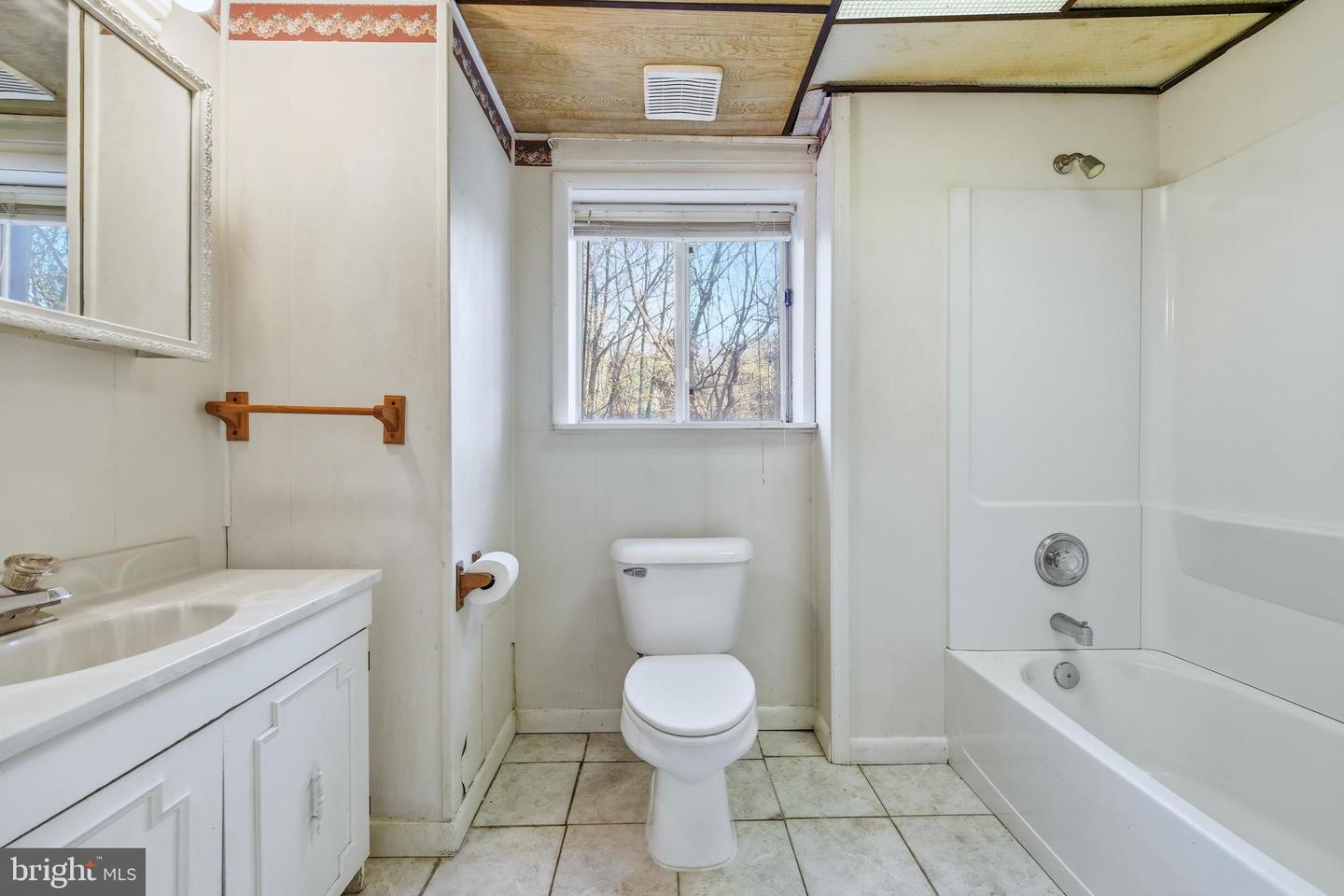 455 WOODSIDE DR, RILEYVILLE, Virginia 22650, 4 Bedrooms Bedrooms, ,3 BathroomsBathrooms,Residential,For sale,455 WOODSIDE DR,VAPA2006036 MLS # VAPA2006036