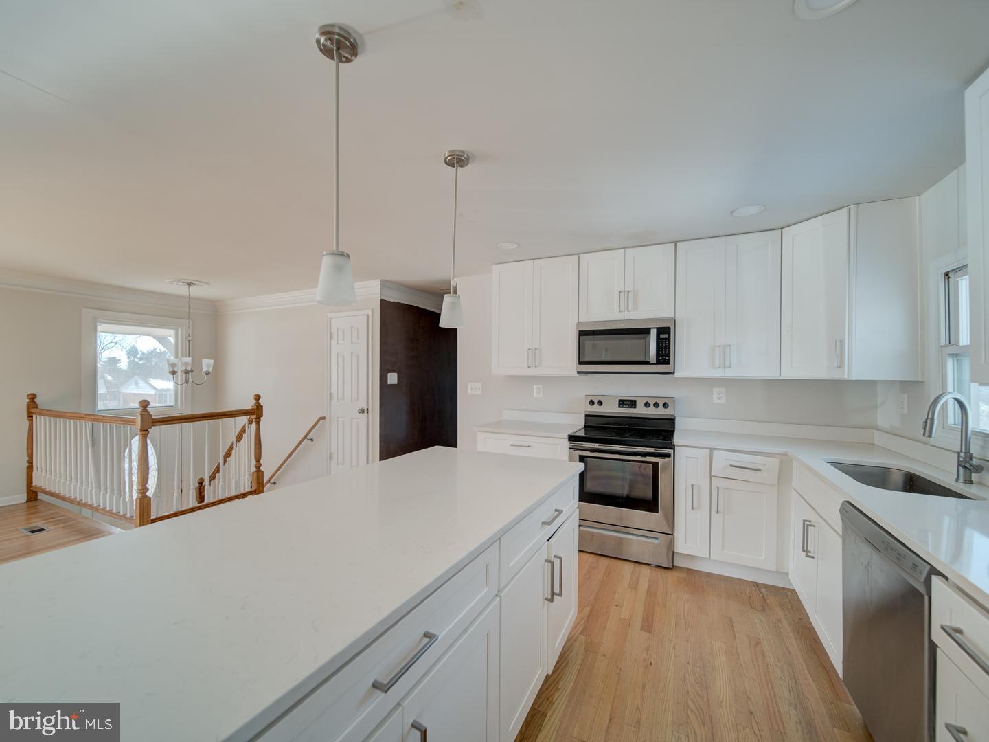 2908 ALLIANCE LN, WOODBRIDGE, Virginia 22193, 3 Bedrooms Bedrooms, ,3 BathroomsBathrooms,Residential,For sale,2908 ALLIANCE LN,VAPW2112328 MLS # VAPW2112328