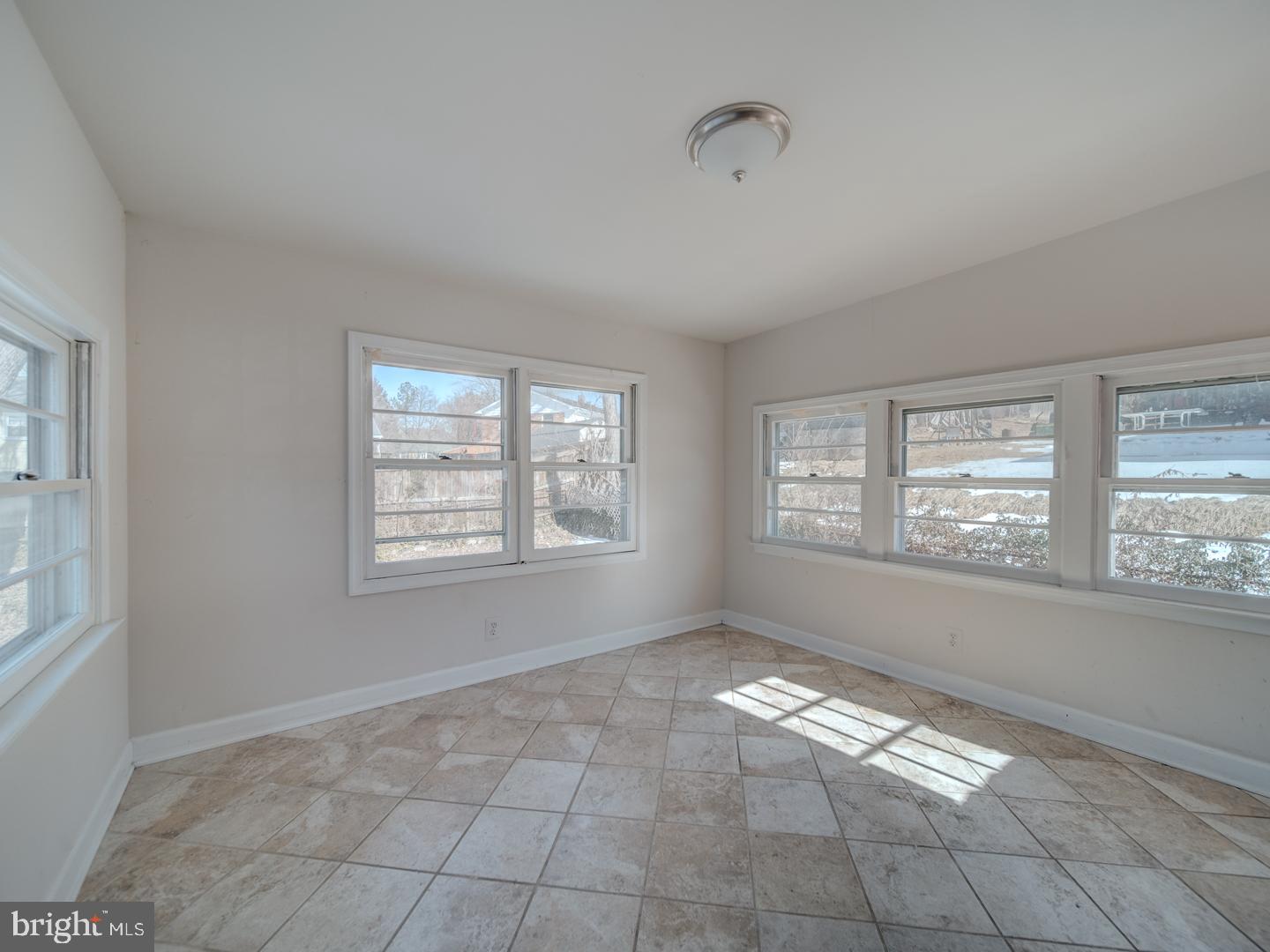 2908 ALLIANCE LN, WOODBRIDGE, Virginia 22193, 3 Bedrooms Bedrooms, ,3 BathroomsBathrooms,Residential,For sale,2908 ALLIANCE LN,VAPW2112328 MLS # VAPW2112328