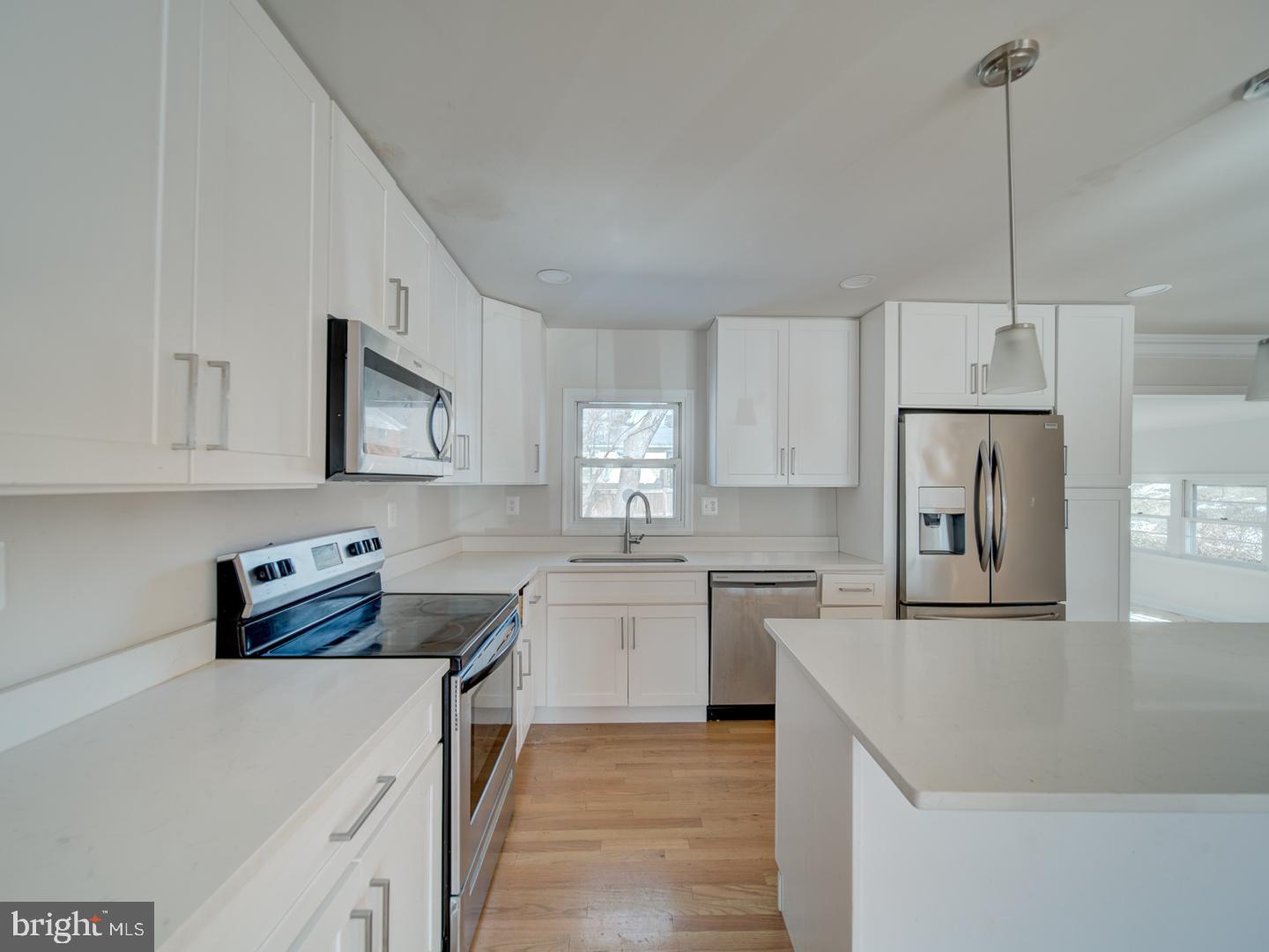 2908 ALLIANCE LN, WOODBRIDGE, Virginia 22193, 3 Bedrooms Bedrooms, ,3 BathroomsBathrooms,Residential,For sale,2908 ALLIANCE LN,VAPW2112328 MLS # VAPW2112328