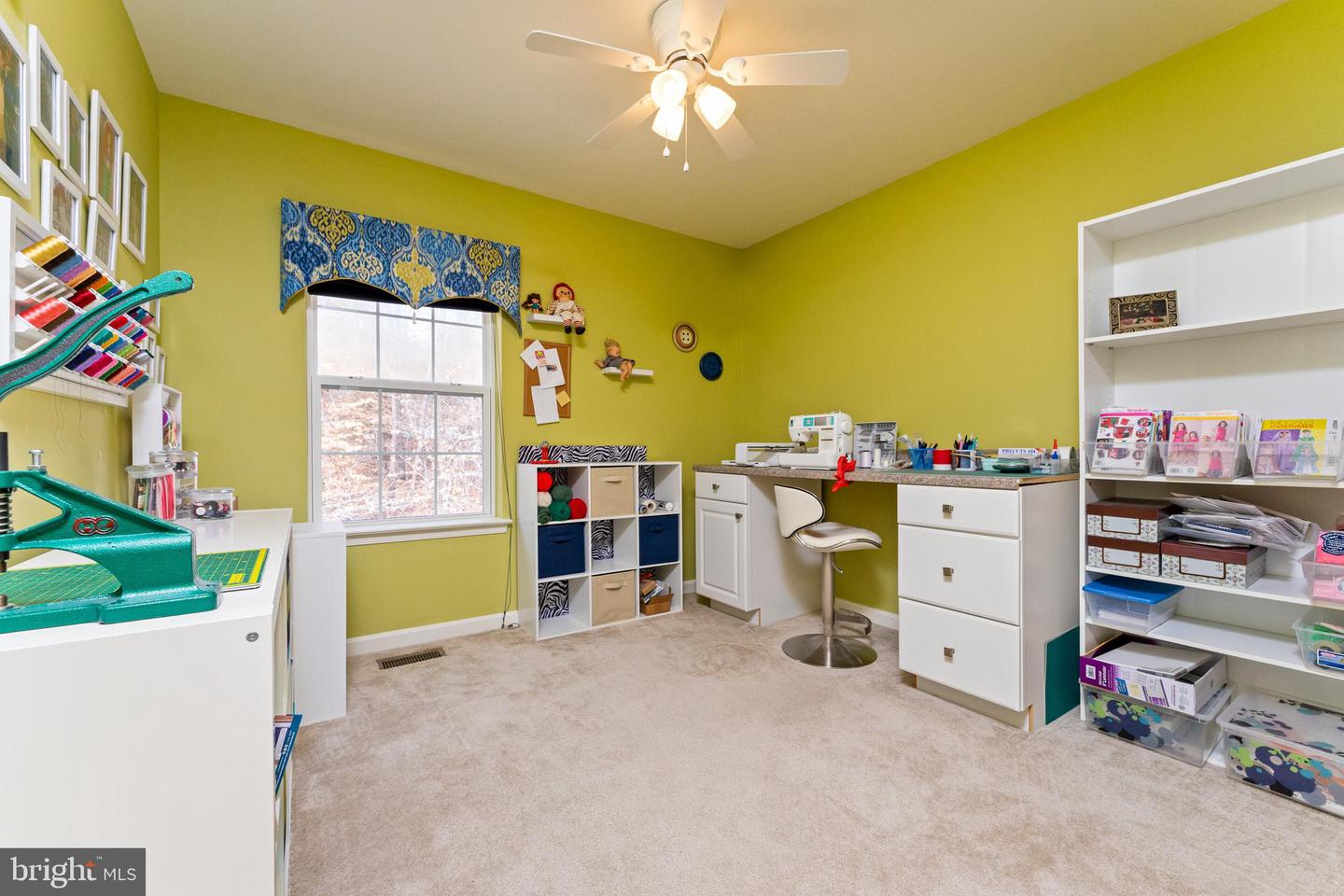 4072 PRESIDENTIAL HILL LOOP, DUMFRIES, Virginia 22025, 4 Bedrooms Bedrooms, ,3 BathroomsBathrooms,Residential,For sale,4072 PRESIDENTIAL HILL LOOP,VAPW2112406 MLS # VAPW2112406