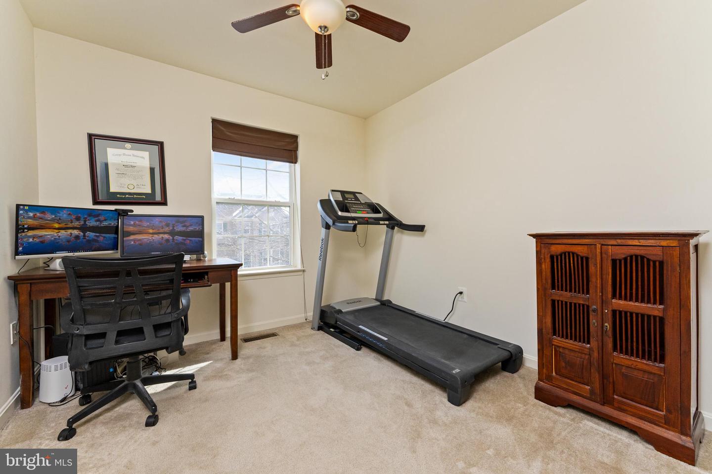 4072 PRESIDENTIAL HILL LOOP, DUMFRIES, Virginia 22025, 4 Bedrooms Bedrooms, ,3 BathroomsBathrooms,Residential,For sale,4072 PRESIDENTIAL HILL LOOP,VAPW2112406 MLS # VAPW2112406