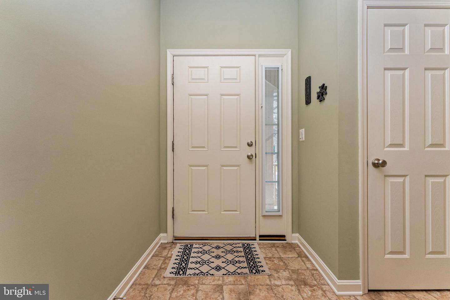 4072 PRESIDENTIAL HILL LOOP, DUMFRIES, Virginia 22025, 4 Bedrooms Bedrooms, ,3 BathroomsBathrooms,Residential,For sale,4072 PRESIDENTIAL HILL LOOP,VAPW2112406 MLS # VAPW2112406