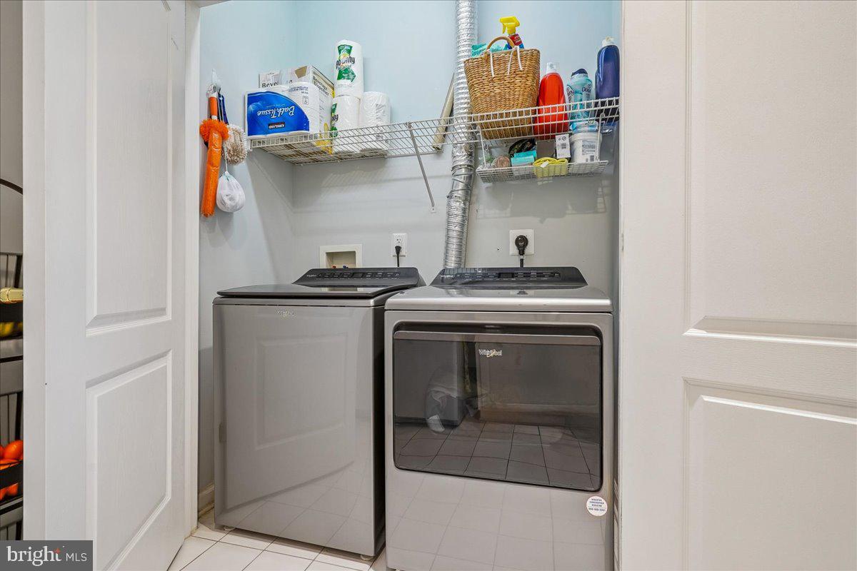 12241 FARMBERRY CT, WOODBRIDGE, Virginia 22192, 2 Bedrooms Bedrooms, ,2 BathroomsBathrooms,Residential,For sale,12241 FARMBERRY CT,VAPW2112436 MLS # VAPW2112436