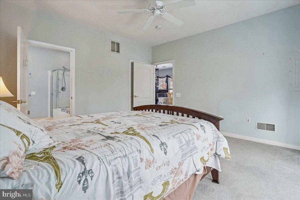 12241 FARMBERRY CT, WOODBRIDGE, Virginia 22192, 2 Bedrooms Bedrooms, ,2 BathroomsBathrooms,Residential,For sale,12241 FARMBERRY CT,VAPW2112436 MLS # VAPW2112436