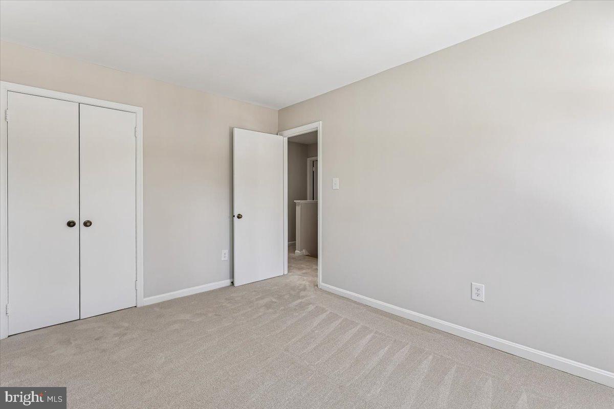 3105 MILLER HEIGHTS RD, OAKTON, Virginia 22124, 5 Bedrooms Bedrooms, ,2 BathroomsBathrooms,Residential,For sale,3105 MILLER HEIGHTS RD,VAFX2290940 MLS # VAFX2290940