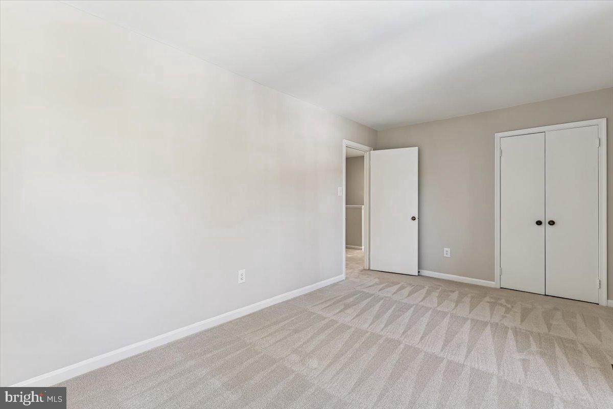 3105 MILLER HEIGHTS RD, OAKTON, Virginia 22124, 5 Bedrooms Bedrooms, ,2 BathroomsBathrooms,Residential,For sale,3105 MILLER HEIGHTS RD,VAFX2290940 MLS # VAFX2290940