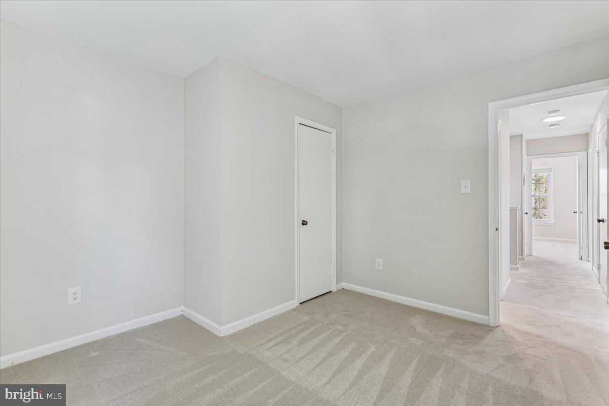 3105 MILLER HEIGHTS RD, OAKTON, Virginia 22124, 5 Bedrooms Bedrooms, ,2 BathroomsBathrooms,Residential,For sale,3105 MILLER HEIGHTS RD,VAFX2290940 MLS # VAFX2290940