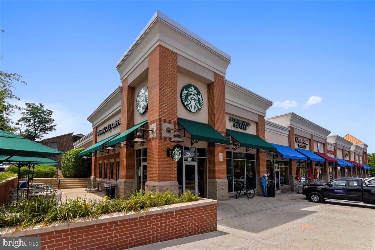 3105 MILLER HEIGHTS RD, OAKTON, Virginia 22124, 5 Bedrooms Bedrooms, ,2 BathroomsBathrooms,Residential,For sale,3105 MILLER HEIGHTS RD,VAFX2290940 MLS # VAFX2290940