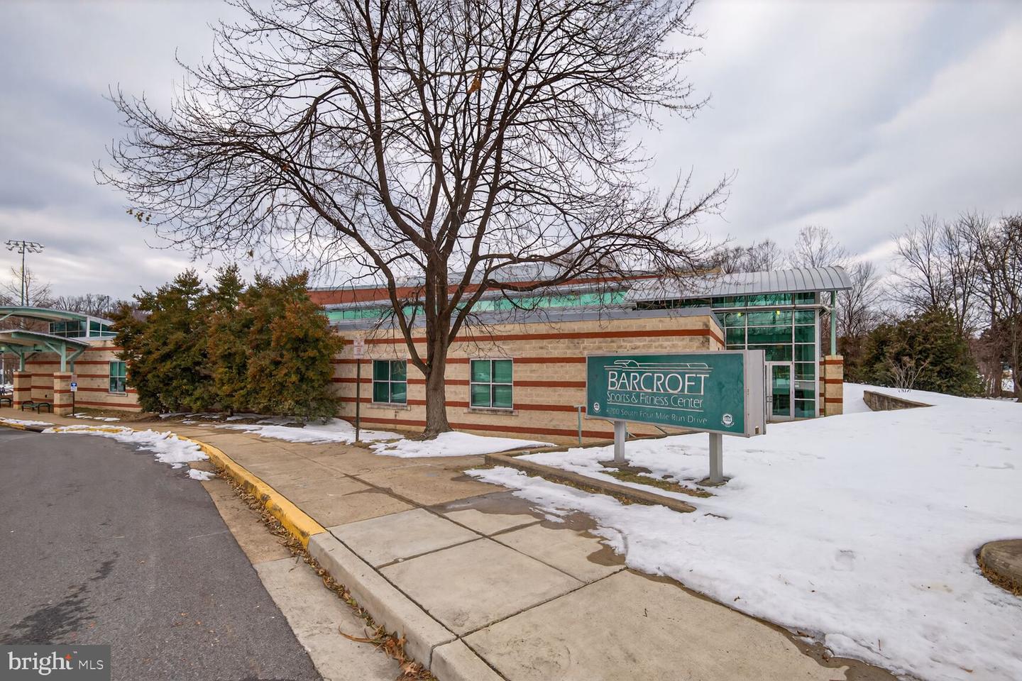 2800-A S WAKEFIELD ST #A, ARLINGTON, Virginia 22206, 2 Bedrooms Bedrooms, ,1 BathroomBathrooms,Residential,For sale,2800-A S WAKEFIELD ST #A,VAAR2068884 MLS # VAAR2068884 2800-A S WAKEFIELD ST #A, ARLINGTON, Virginia 22206, 2 Bedrooms Bedrooms, ,1 BathroomBathrooms,Residential,For sale,2800-A S WAKEFIELD ST #A,VAAR2068884 MLS # VAAR2068884