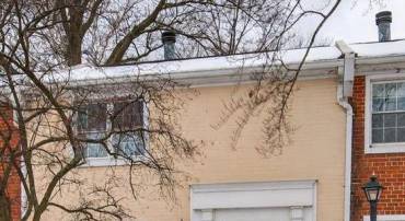 2800-A S WAKEFIELD ST #A, ARLINGTON, Virginia 22206, 2 Bedrooms Bedrooms, ,1 BathroomBathrooms,Residential,For sale,2800-A S WAKEFIELD ST #A,VAAR2068884 MLS # VAAR2068884