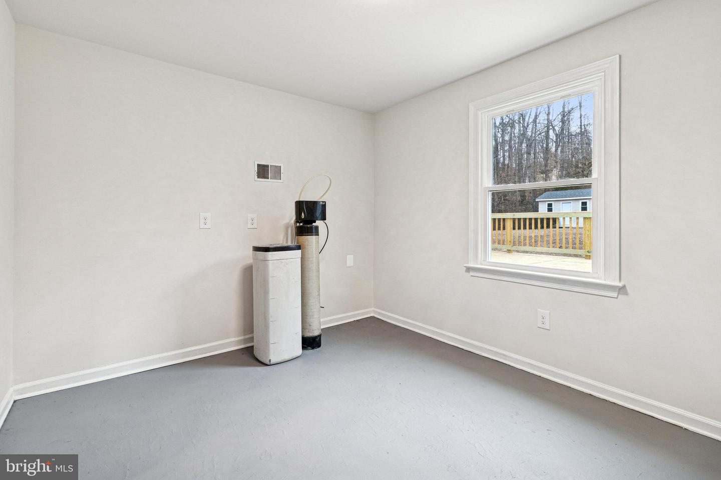 9 INEZ WAY, STAFFORD, Virginia 22554, 3 Bedrooms Bedrooms, ,2 BathroomsBathrooms,Residential,For sale,9 INEZ WAY,VAST2046154 MLS # VAST2046154