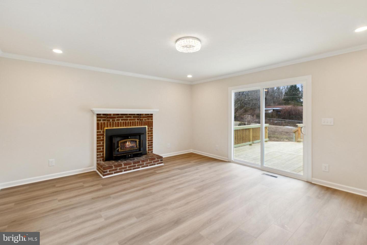 9 INEZ WAY, STAFFORD, Virginia 22554, 3 Bedrooms Bedrooms, ,2 BathroomsBathrooms,Residential,For sale,9 INEZ WAY,VAST2046154 MLS # VAST2046154