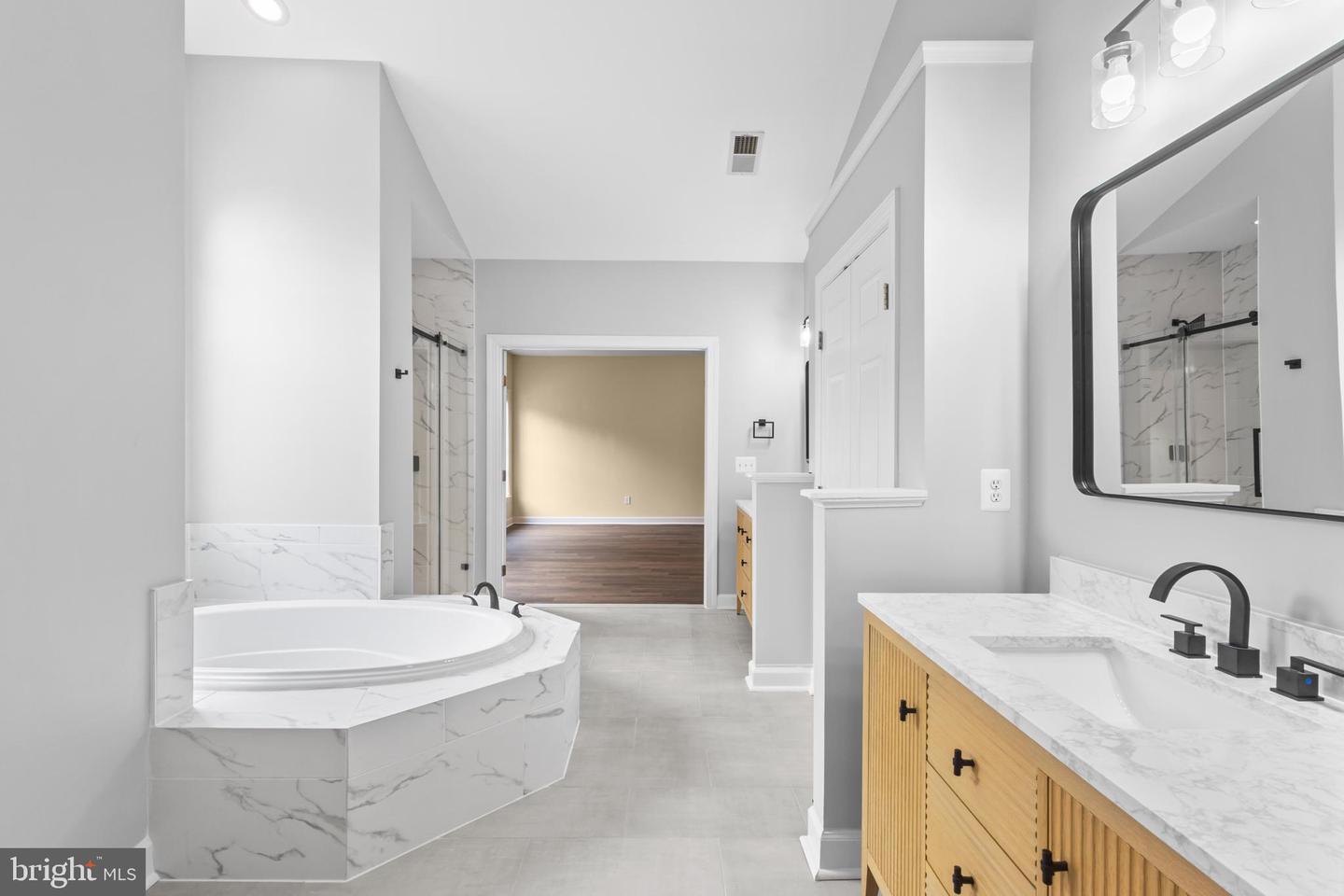 42294 IRON BIT PL, CHANTILLY, Virginia 20152, 5 Bedrooms Bedrooms, ,5 BathroomsBathrooms,Residential,For sale,42294 IRON BIT PL,VALO2115914 MLS # VALO2115914 42294 IRON BIT PL, CHANTILLY, Virginia 20152, 5 Bedrooms Bedrooms, ,5 BathroomsBathrooms,Residential,For sale,42294 IRON BIT PL,VALO2115914 MLS # VALO2115914