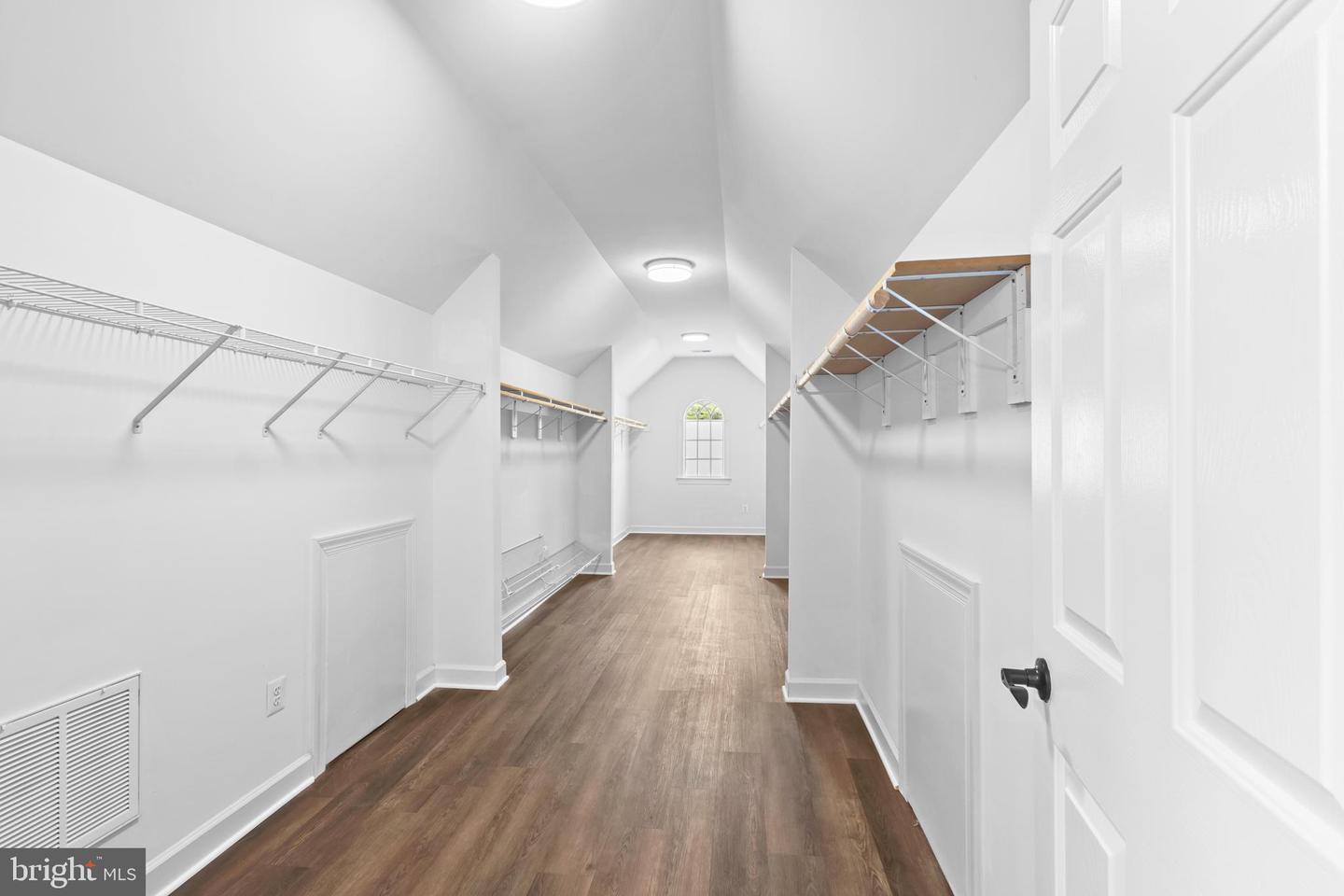 42294 IRON BIT PL, CHANTILLY, Virginia 20152, 5 Bedrooms Bedrooms, ,5 BathroomsBathrooms,Residential,For sale,42294 IRON BIT PL,VALO2115914 MLS # VALO2115914 42294 IRON BIT PL, CHANTILLY, Virginia 20152, 5 Bedrooms Bedrooms, ,5 BathroomsBathrooms,Residential,For sale,42294 IRON BIT PL,VALO2115914 MLS # VALO2115914