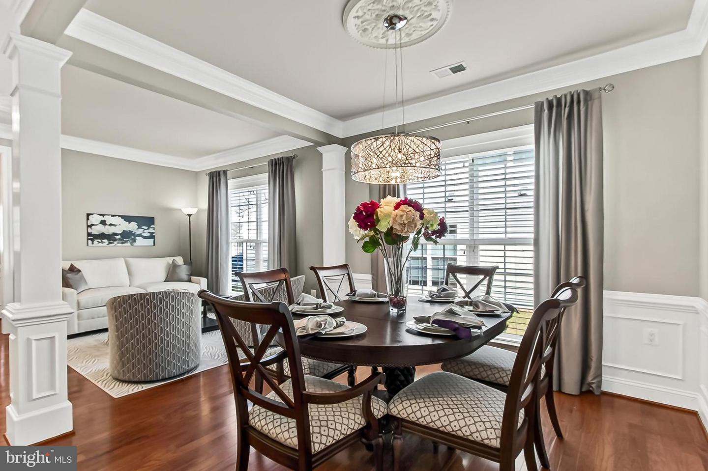 20687 GOLDEN RIDGE DR, ASHBURN, Virginia 20147, 3 Bedrooms Bedrooms, 15 Rooms Rooms,3 BathroomsBathrooms,Residential,For sale,20687 GOLDEN RIDGE DR,VALO2115924 MLS # VALO2115924