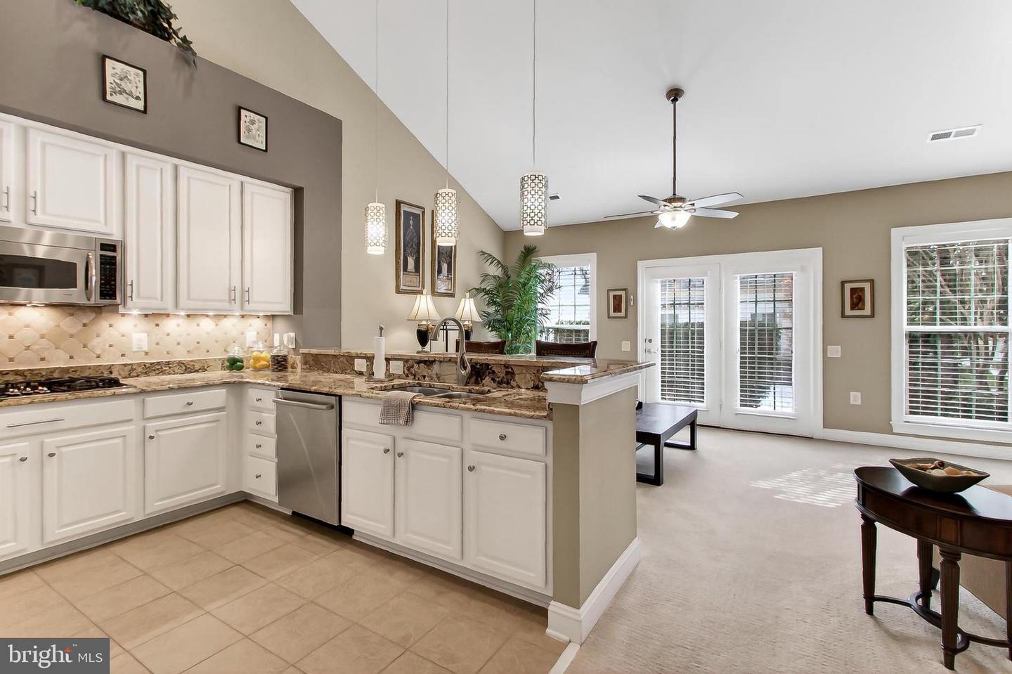 20687 GOLDEN RIDGE DR, ASHBURN, Virginia 20147, 3 Bedrooms Bedrooms, 15 Rooms Rooms,3 BathroomsBathrooms,Residential,For sale,20687 GOLDEN RIDGE DR,VALO2115924 MLS # VALO2115924