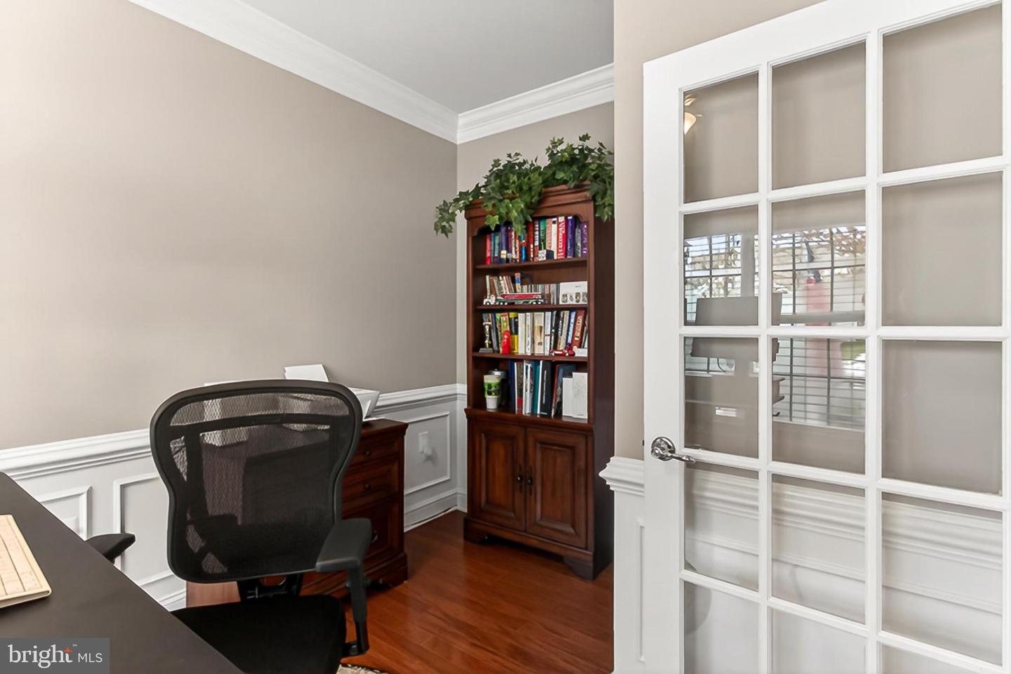 20687 GOLDEN RIDGE DR, ASHBURN, Virginia 20147, 3 Bedrooms Bedrooms, 15 Rooms Rooms,3 BathroomsBathrooms,Residential,For sale,20687 GOLDEN RIDGE DR,VALO2115924 MLS # VALO2115924