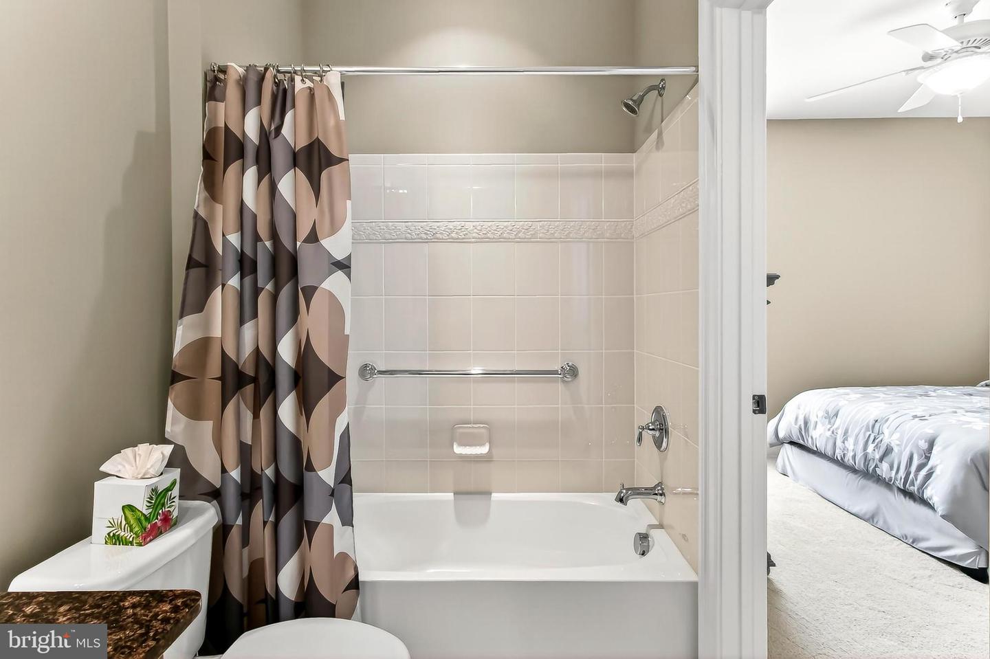 20687 GOLDEN RIDGE DR, ASHBURN, Virginia 20147, 3 Bedrooms Bedrooms, 15 Rooms Rooms,3 BathroomsBathrooms,Residential,For sale,20687 GOLDEN RIDGE DR,VALO2115924 MLS # VALO2115924