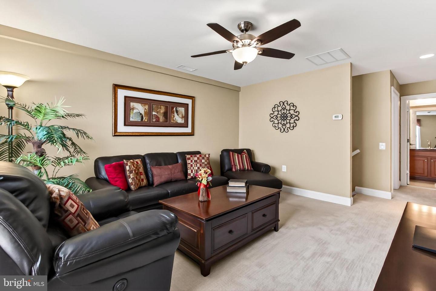 20687 GOLDEN RIDGE DR, ASHBURN, Virginia 20147, 3 Bedrooms Bedrooms, 15 Rooms Rooms,3 BathroomsBathrooms,Residential,For sale,20687 GOLDEN RIDGE DR,VALO2115924 MLS # VALO2115924