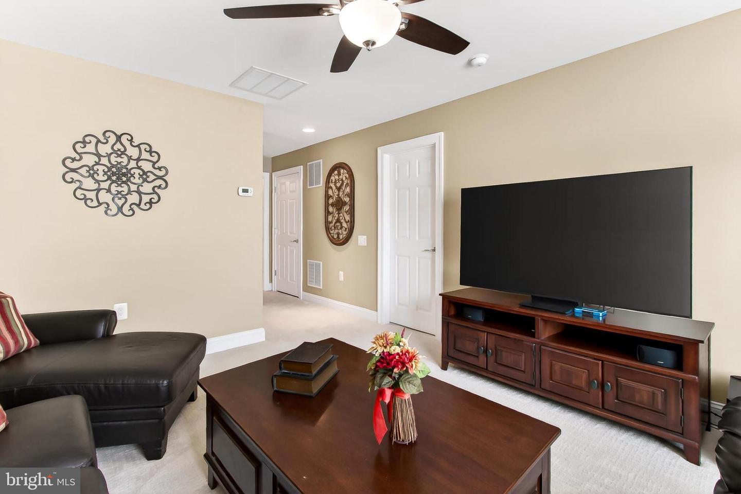 20687 GOLDEN RIDGE DR, ASHBURN, Virginia 20147, 3 Bedrooms Bedrooms, 15 Rooms Rooms,3 BathroomsBathrooms,Residential,For sale,20687 GOLDEN RIDGE DR,VALO2115924 MLS # VALO2115924