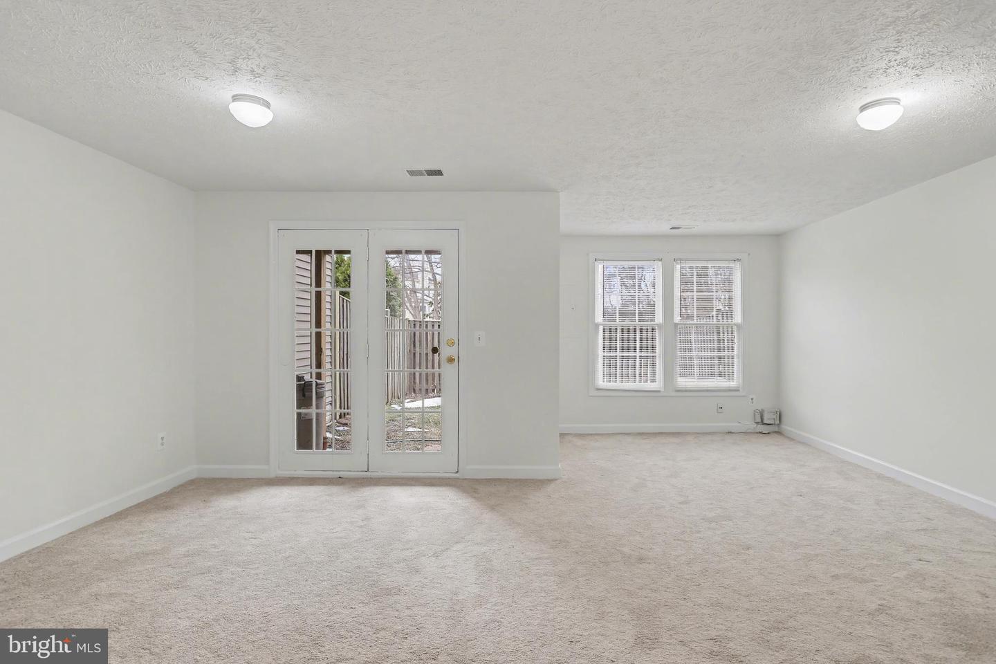 3752 FARMLAND DR, FAIRFAX, Virginia 22033, 4 Bedrooms Bedrooms, ,3 BathroomsBathrooms,Residential,For sale,3752 FARMLAND DR,VAFX2291116 MLS # VAFX2291116