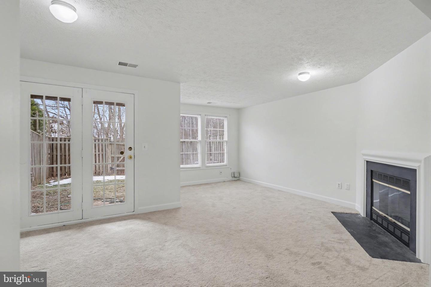 3752 FARMLAND DR, FAIRFAX, Virginia 22033, 4 Bedrooms Bedrooms, ,3 BathroomsBathrooms,Residential,For sale,3752 FARMLAND DR,VAFX2291116 MLS # VAFX2291116