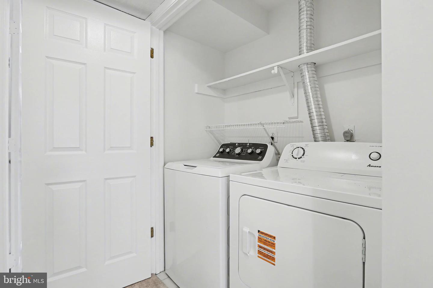 3752 FARMLAND DR, FAIRFAX, Virginia 22033, 4 Bedrooms Bedrooms, ,3 BathroomsBathrooms,Residential,For sale,3752 FARMLAND DR,VAFX2291116 MLS # VAFX2291116