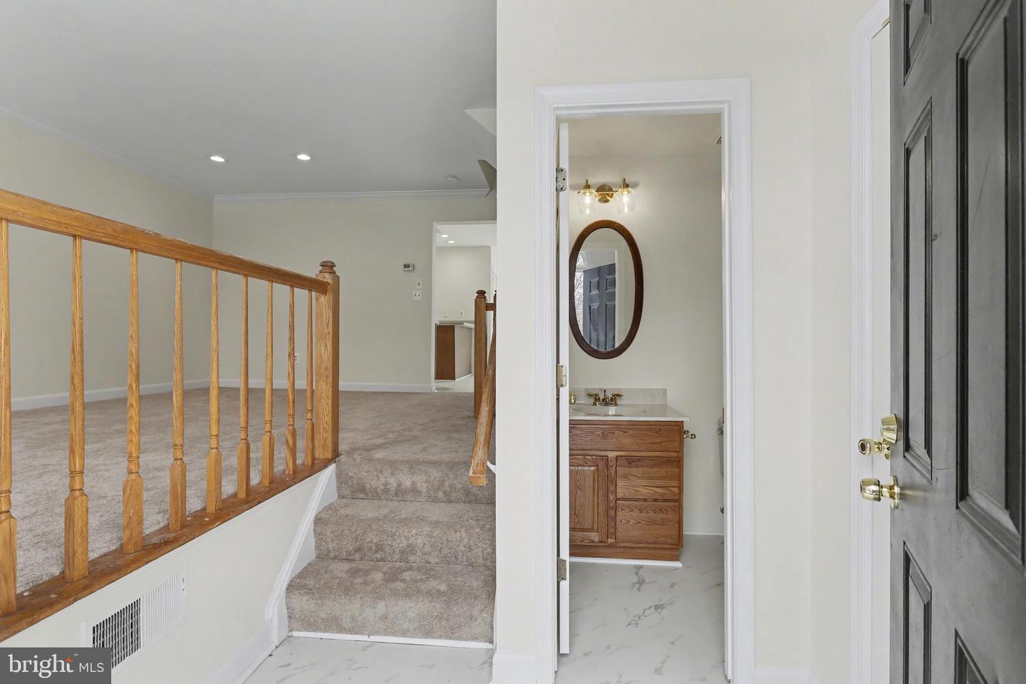 3752 FARMLAND DR, FAIRFAX, Virginia 22033, 4 Bedrooms Bedrooms, ,3 BathroomsBathrooms,Residential,For sale,3752 FARMLAND DR,VAFX2291116 MLS # VAFX2291116