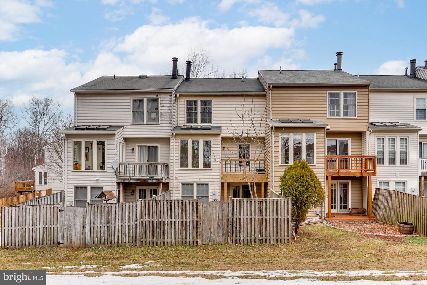 3752 FARMLAND DR, FAIRFAX, Virginia 22033, 4 Bedrooms Bedrooms, ,3 BathroomsBathrooms,Residential,For sale,3752 FARMLAND DR,VAFX2291116 MLS # VAFX2291116