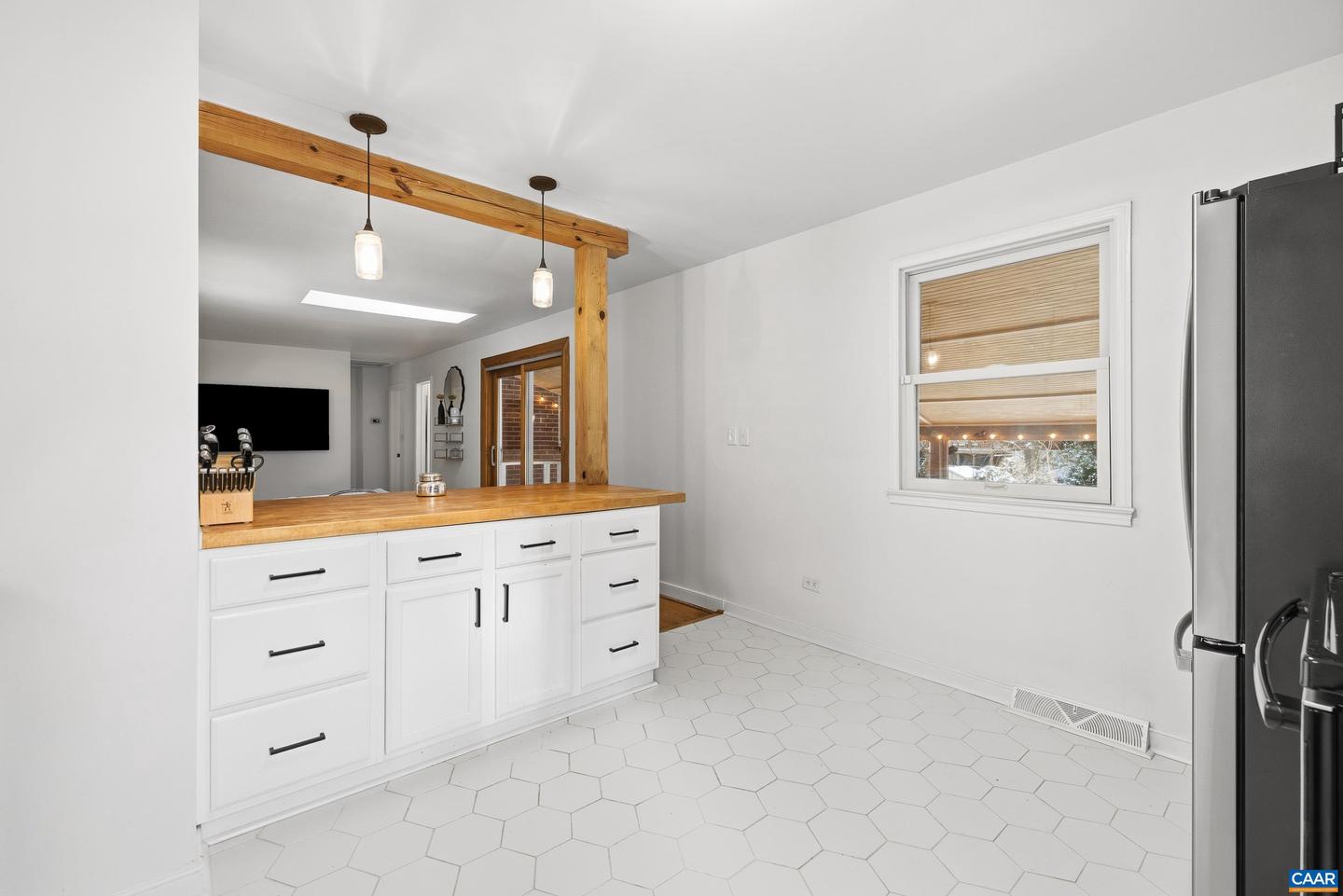 1002 GLENDALE RD, CHARLOTTESVILLE, Virginia 22901, 3 Bedrooms Bedrooms, ,2 BathroomsBathrooms,Residential,For sale,1002 GLENDALE RD,673290 MLS # 673290