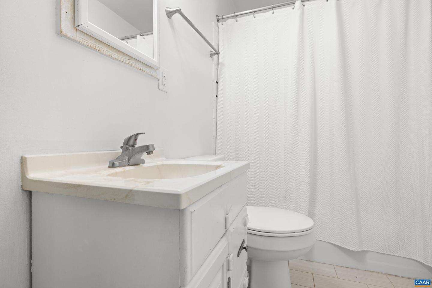 1002 GLENDALE RD, CHARLOTTESVILLE, Virginia 22901, 3 Bedrooms Bedrooms, ,2 BathroomsBathrooms,Residential,For sale,1002 GLENDALE RD,673290 MLS # 673290