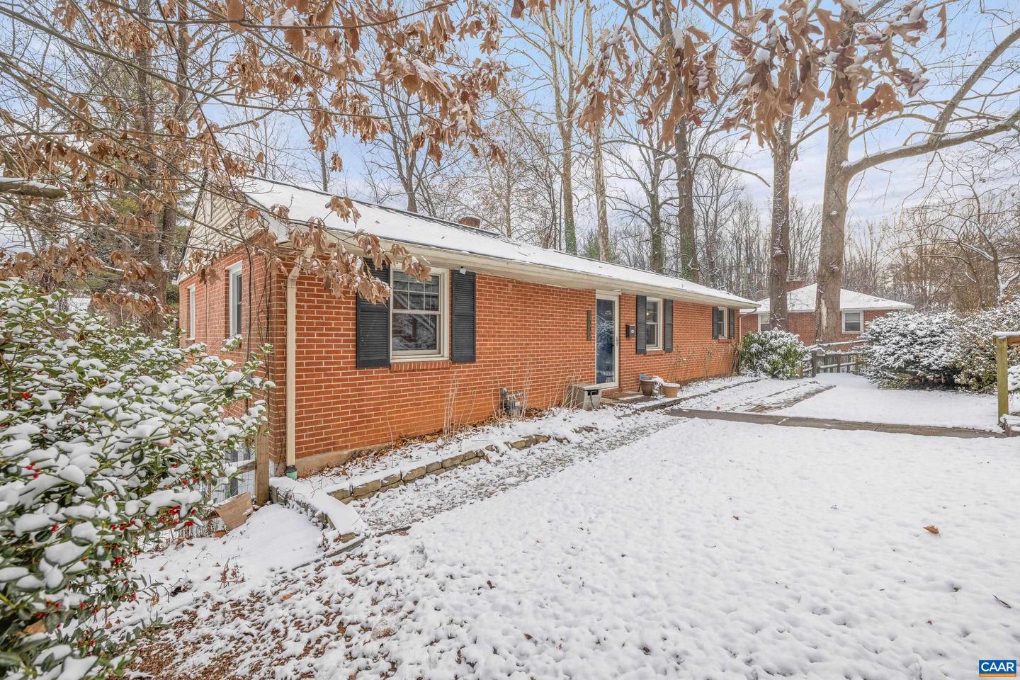 1002 GLENDALE RD, CHARLOTTESVILLE, Virginia 22901, 3 Bedrooms Bedrooms, ,2 BathroomsBathrooms,Residential,For sale,1002 GLENDALE RD,673290 MLS # 673290