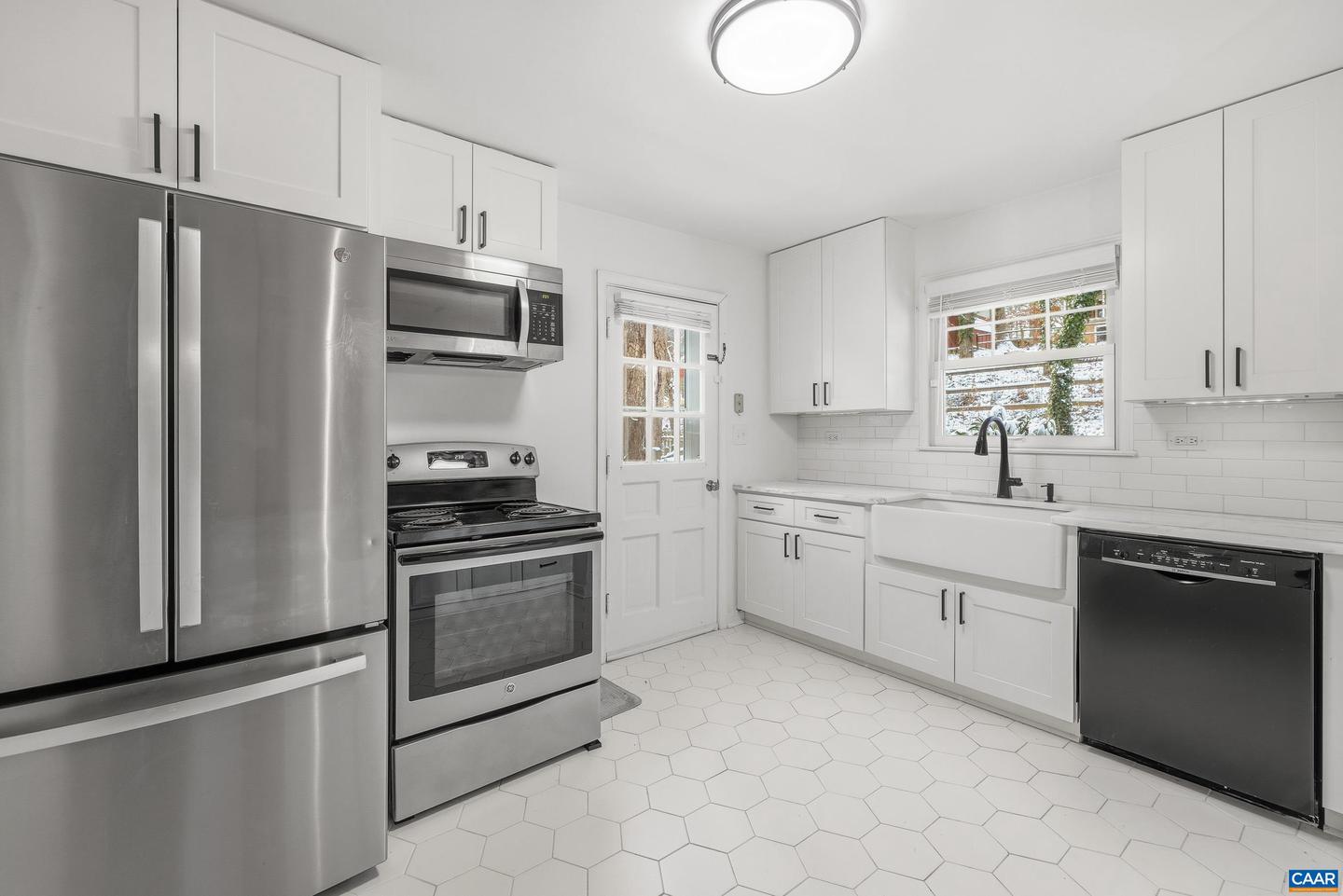 1002 GLENDALE RD, CHARLOTTESVILLE, Virginia 22901, 3 Bedrooms Bedrooms, ,2 BathroomsBathrooms,Residential,For sale,1002 GLENDALE RD,673290 MLS # 673290