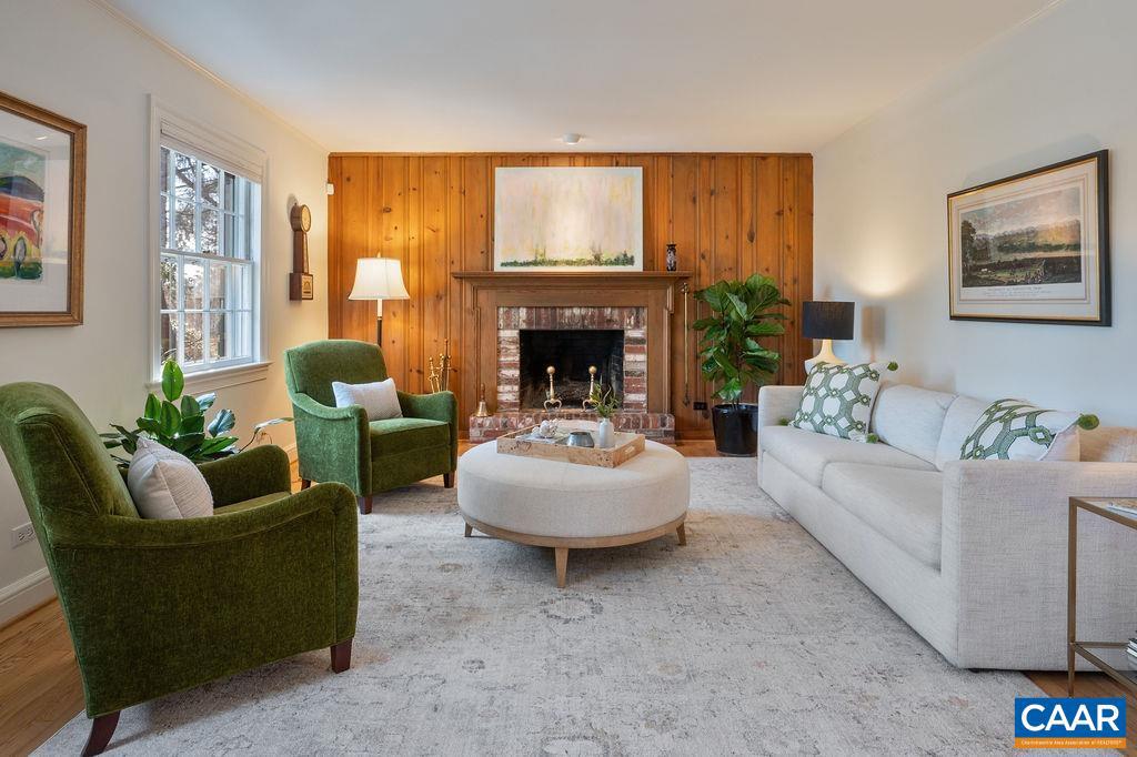 1621 MEADOWBROOK HEIGHTS RD, CHARLOTTESVILLE, Virginia 22901, 5 Bedrooms Bedrooms, ,3 BathroomsBathrooms,Residential,For sale,1621 MEADOWBROOK HEIGHTS RD,673294 MLS # 673294