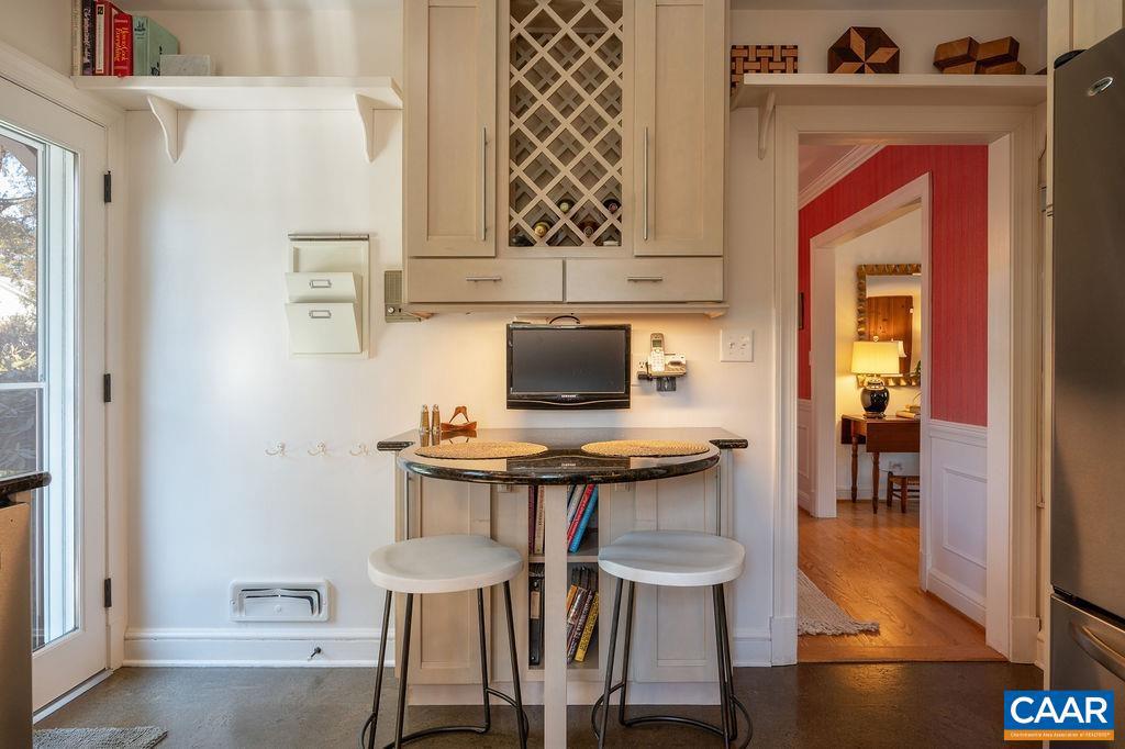 1621 MEADOWBROOK HEIGHTS RD, CHARLOTTESVILLE, Virginia 22901, 5 Bedrooms Bedrooms, ,3 BathroomsBathrooms,Residential,For sale,1621 MEADOWBROOK HEIGHTS RD,673294 MLS # 673294