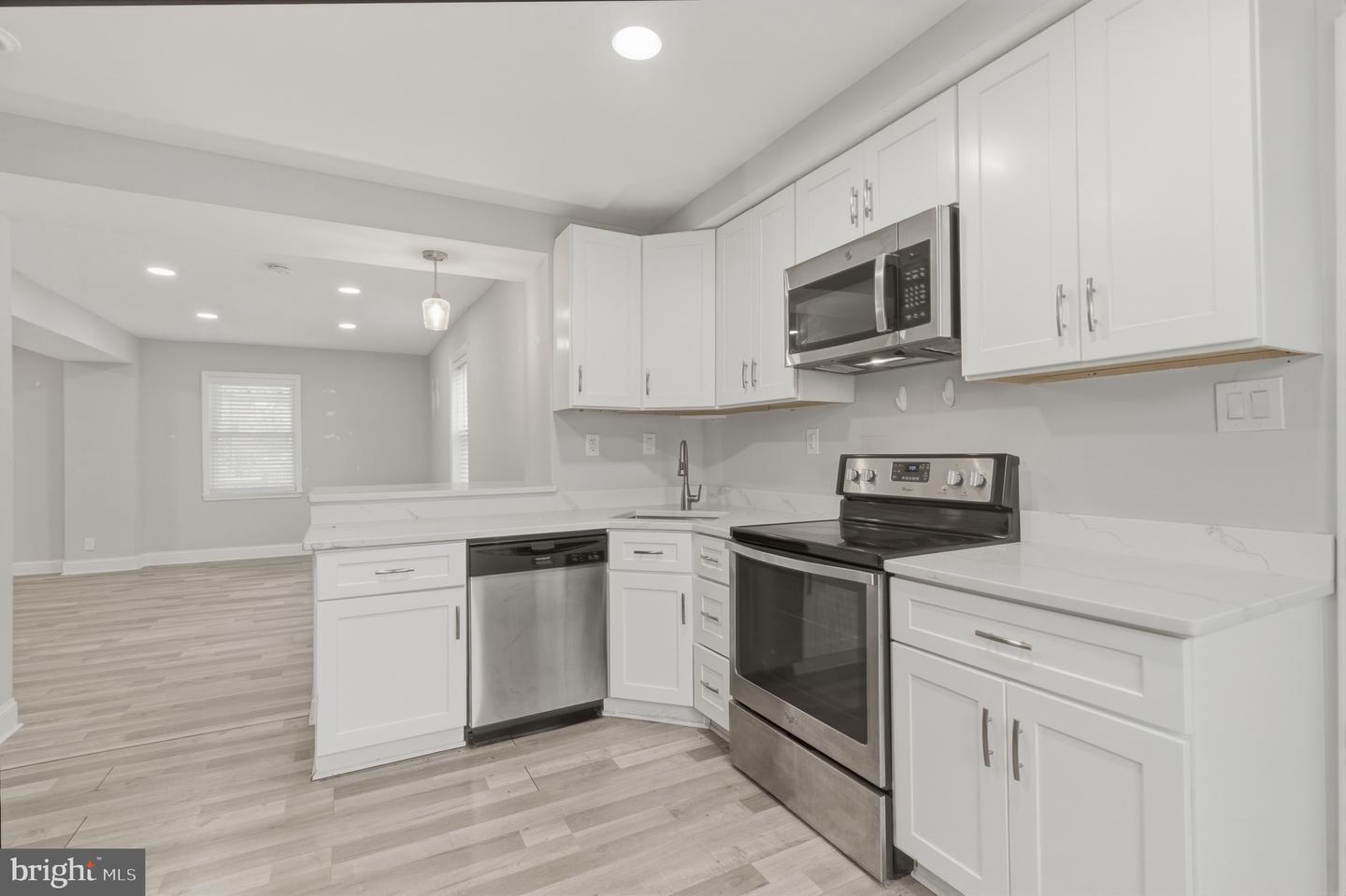 716 CROISSANT PL SE, WASHINGTON, District Of Columbia 20019, ,Residential,For sale,716 CROISSANT PL SE,DCDC2246296 MLS # DCDC2246296