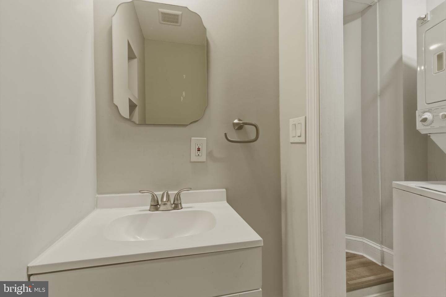 716 CROISSANT PL SE, WASHINGTON, District Of Columbia 20019, ,Residential,For sale,716 CROISSANT PL SE,DCDC2246296 MLS # DCDC2246296