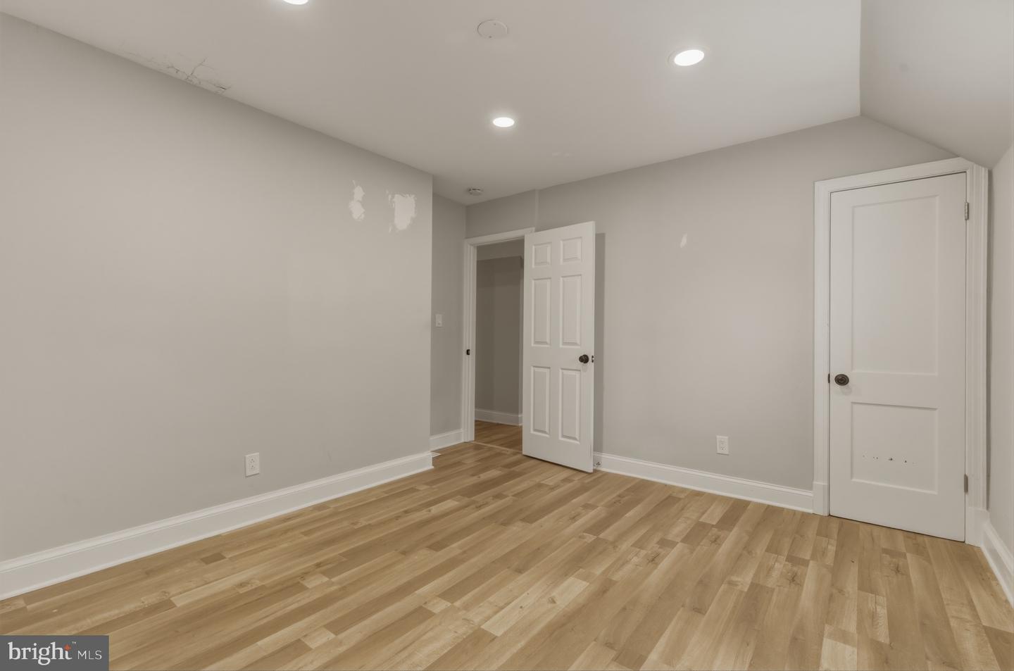 716 CROISSANT PL SE, WASHINGTON, District Of Columbia 20019, ,Residential,For sale,716 CROISSANT PL SE,DCDC2246296 MLS # DCDC2246296