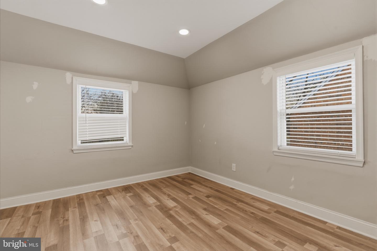 716 CROISSANT PL SE, WASHINGTON, District Of Columbia 20019, ,Residential,For sale,716 CROISSANT PL SE,DCDC2246296 MLS # DCDC2246296