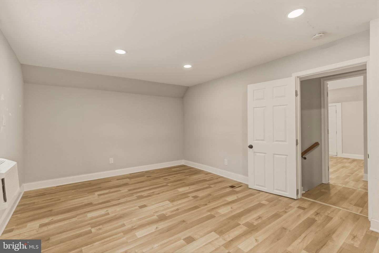 716 CROISSANT PL SE, WASHINGTON, District Of Columbia 20019, ,Residential,For sale,716 CROISSANT PL SE,DCDC2246296 MLS # DCDC2246296