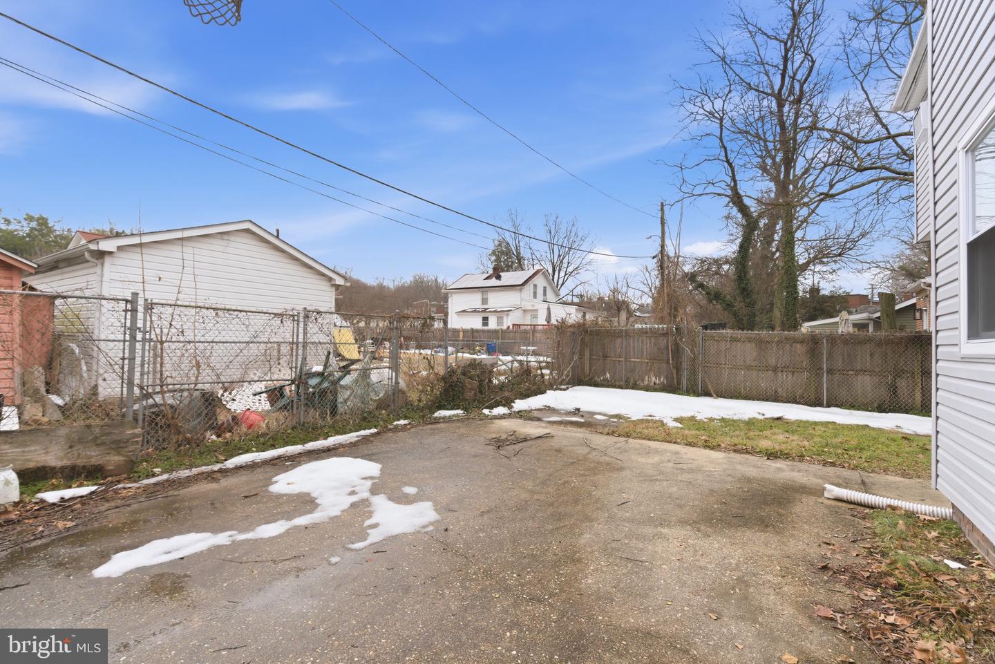 716 CROISSANT PL SE, WASHINGTON, District Of Columbia 20019, ,Residential,For sale,716 CROISSANT PL SE,DCDC2246296 MLS # DCDC2246296