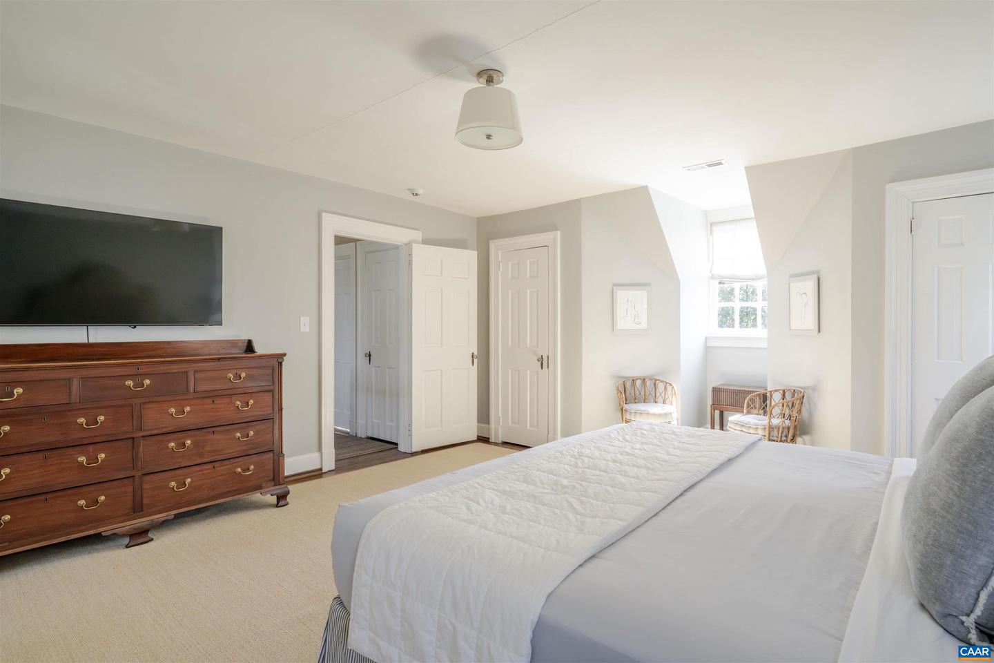 921 RUGBY RD, CHARLOTTESVILLE, Virginia 22903, 4 Bedrooms Bedrooms, ,2 BathroomsBathrooms,Residential,For sale,921 RUGBY RD,673312 MLS # 673312