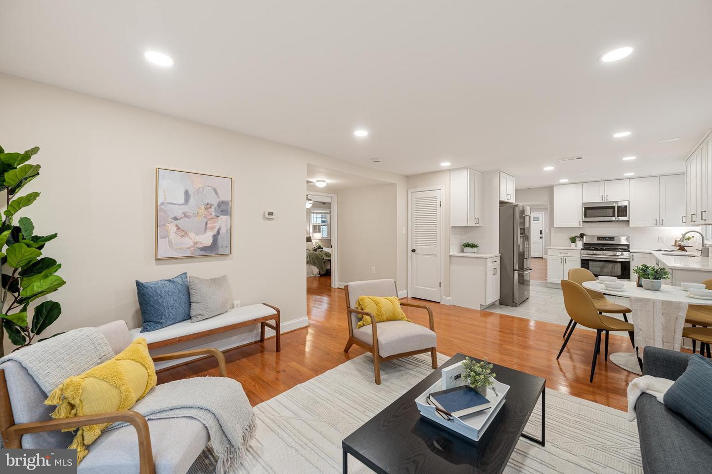 1501 S RANDOLPH ST, ARLINGTON, Virginia 22204, 4 Bedrooms Bedrooms, ,2 BathroomsBathrooms,Residential,For sale,1501 S RANDOLPH ST,VAAR2068932 MLS # VAAR2068932