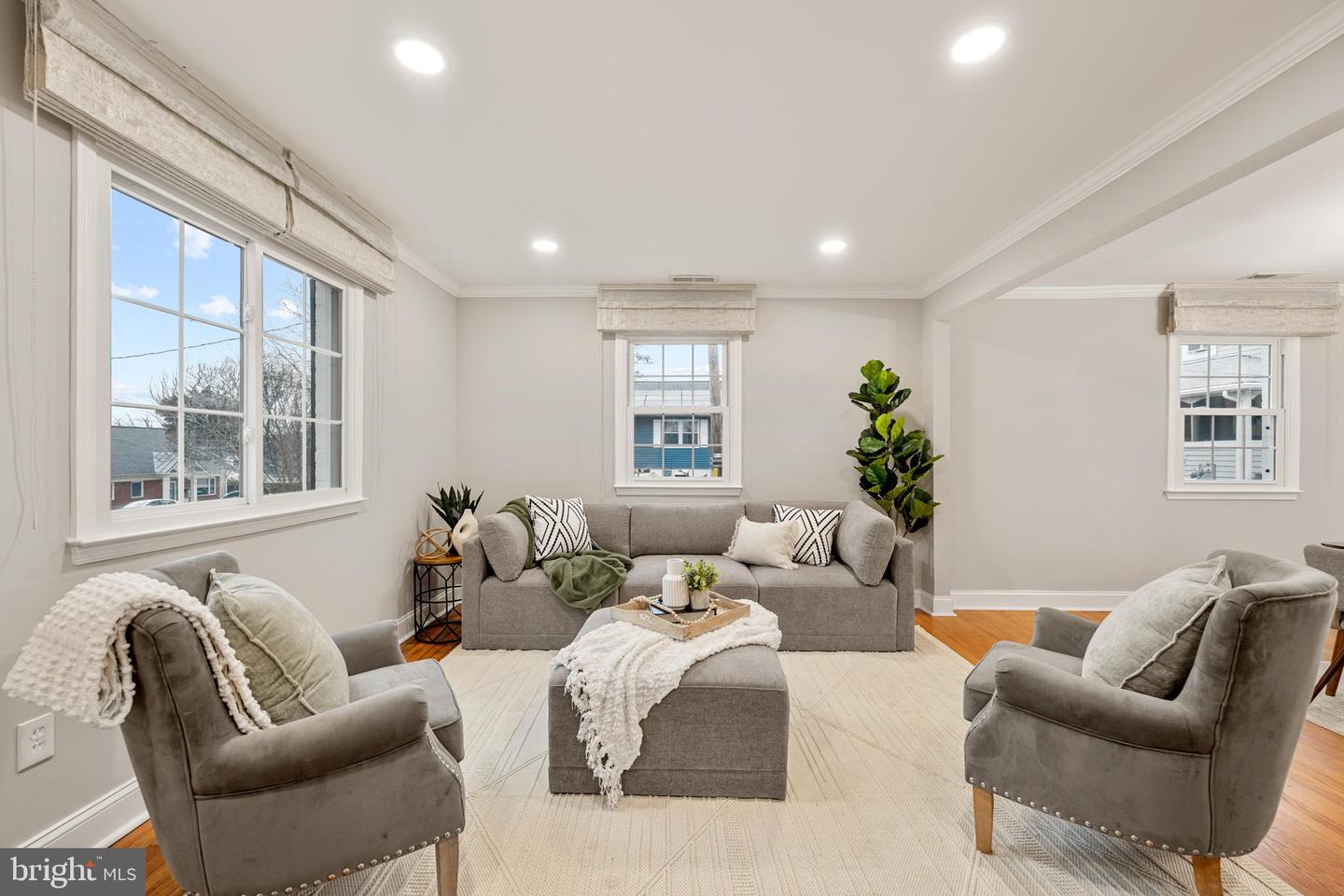 1501 S RANDOLPH ST, ARLINGTON, Virginia 22204, 4 Bedrooms Bedrooms, ,2 BathroomsBathrooms,Residential,For sale,1501 S RANDOLPH ST,VAAR2068932 MLS # VAAR2068932