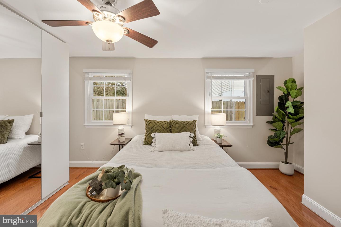 1501 S RANDOLPH ST, ARLINGTON, Virginia 22204, 4 Bedrooms Bedrooms, ,2 BathroomsBathrooms,Residential,For sale,1501 S RANDOLPH ST,VAAR2068932 MLS # VAAR2068932